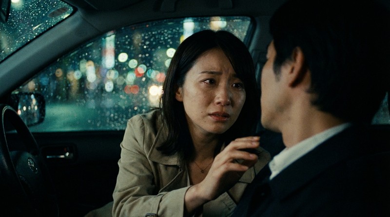 精神的に依存しやすい女性の注意点のイメージ写真